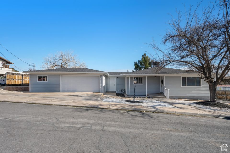 48 N VILLAGE WAY Washington, UT 84780