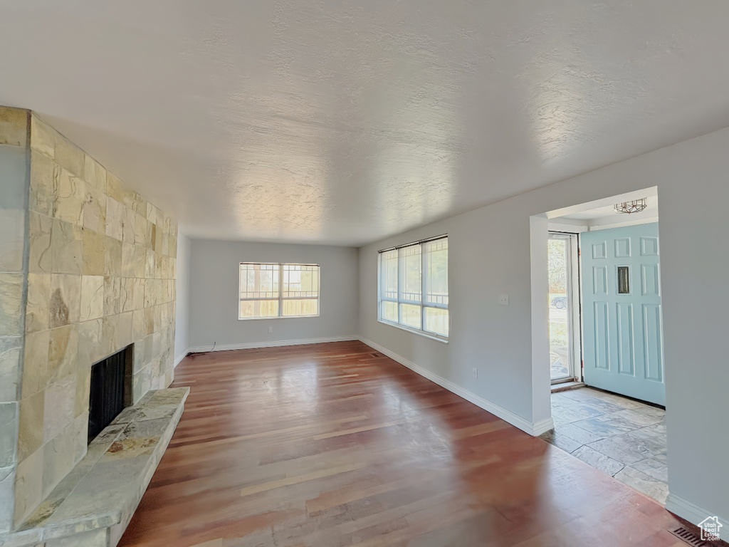 2057 E CASTLE HILL AVE Cottonwood Heights, UT 84121