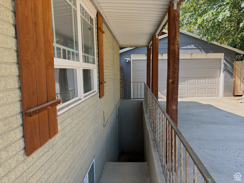 2057 E CASTLE HILL AVE Cottonwood Heights, UT 84121