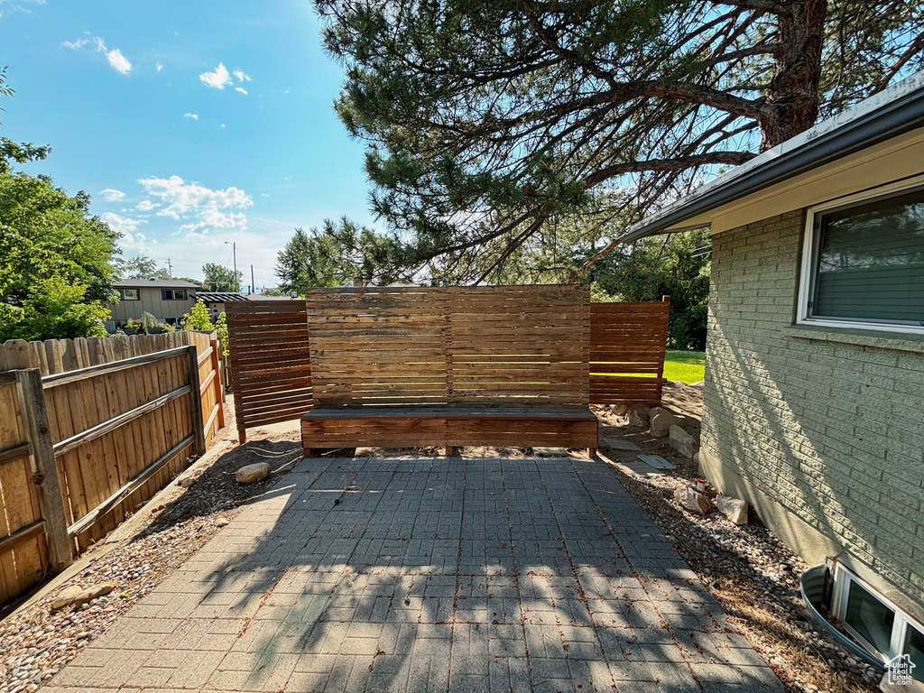 2057 E CASTLE HILL AVE Cottonwood Heights, UT 84121