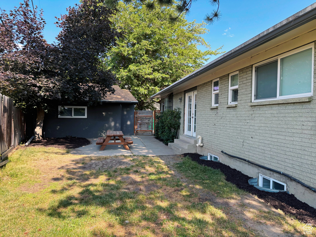 2057 E CASTLE HILL AVE Cottonwood Heights, UT 84121