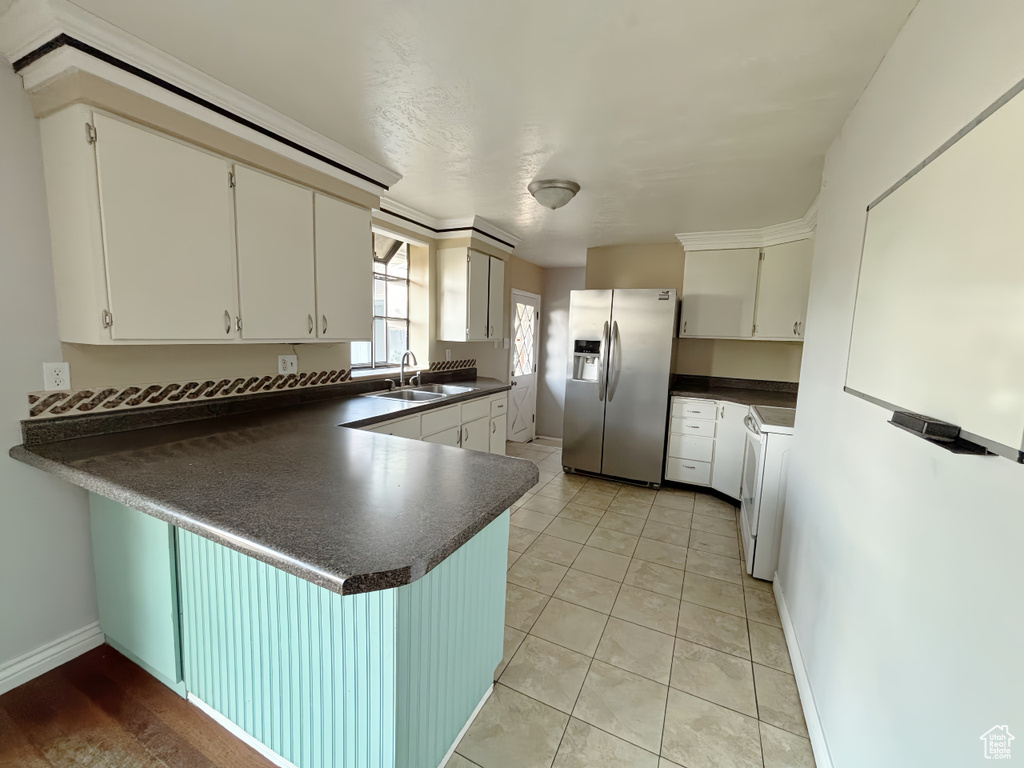 2057 E CASTLE HILL AVE Cottonwood Heights, UT 84121