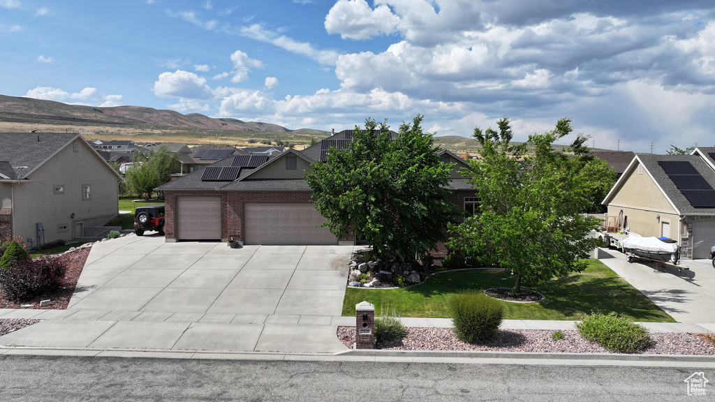 2618 W MOUNTAIN RD Tremonton, UT 84337