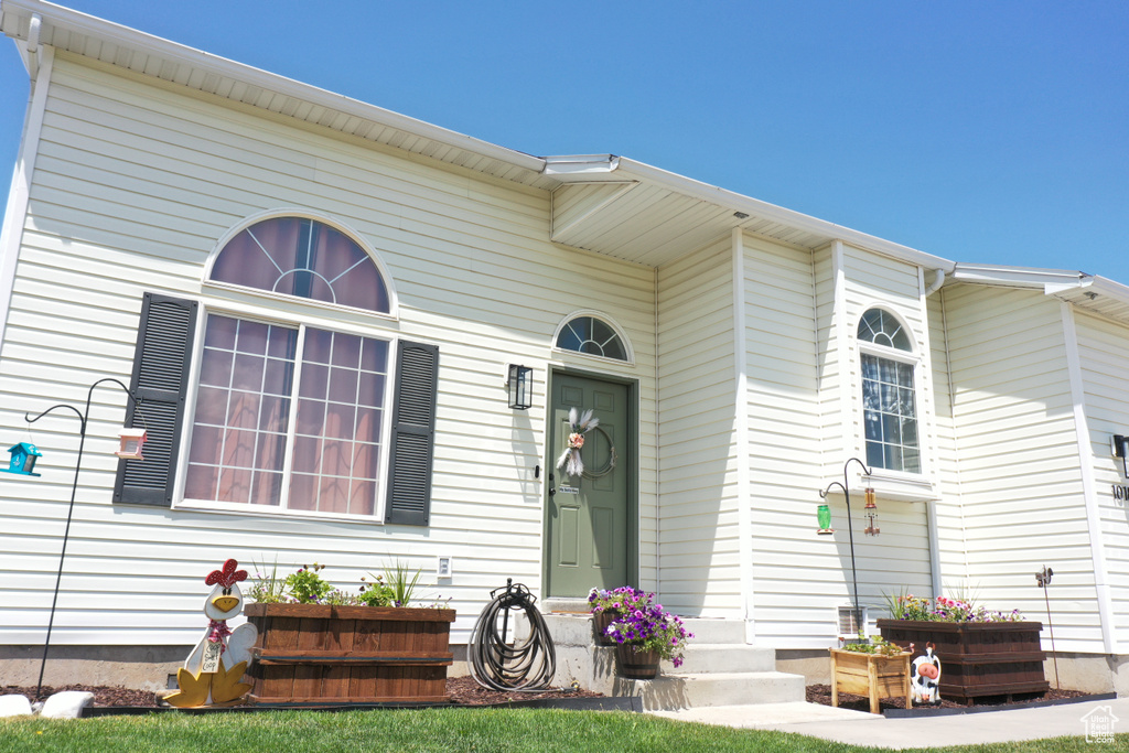 1018 S 810 W Tooele, UT 84074