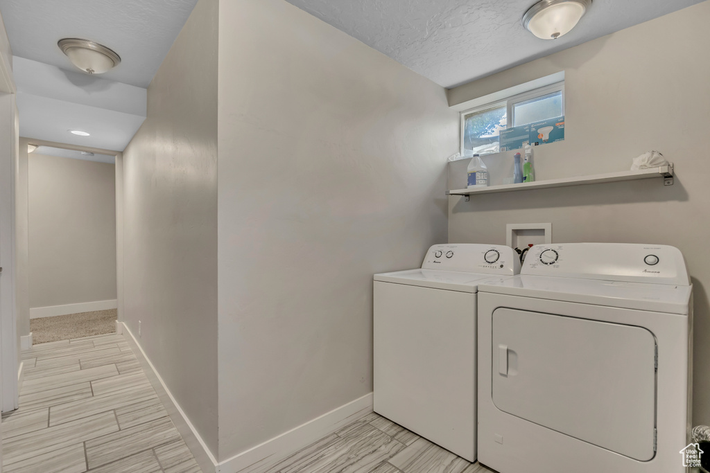 1895 E BROOKHILL DR Cottonwood Heights, UT 84121