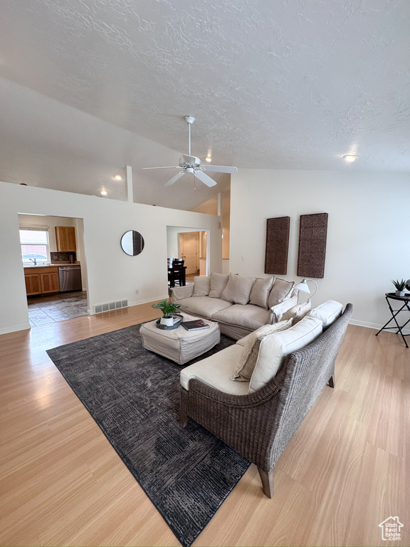 841 E 8600 S Sandy, UT 84094