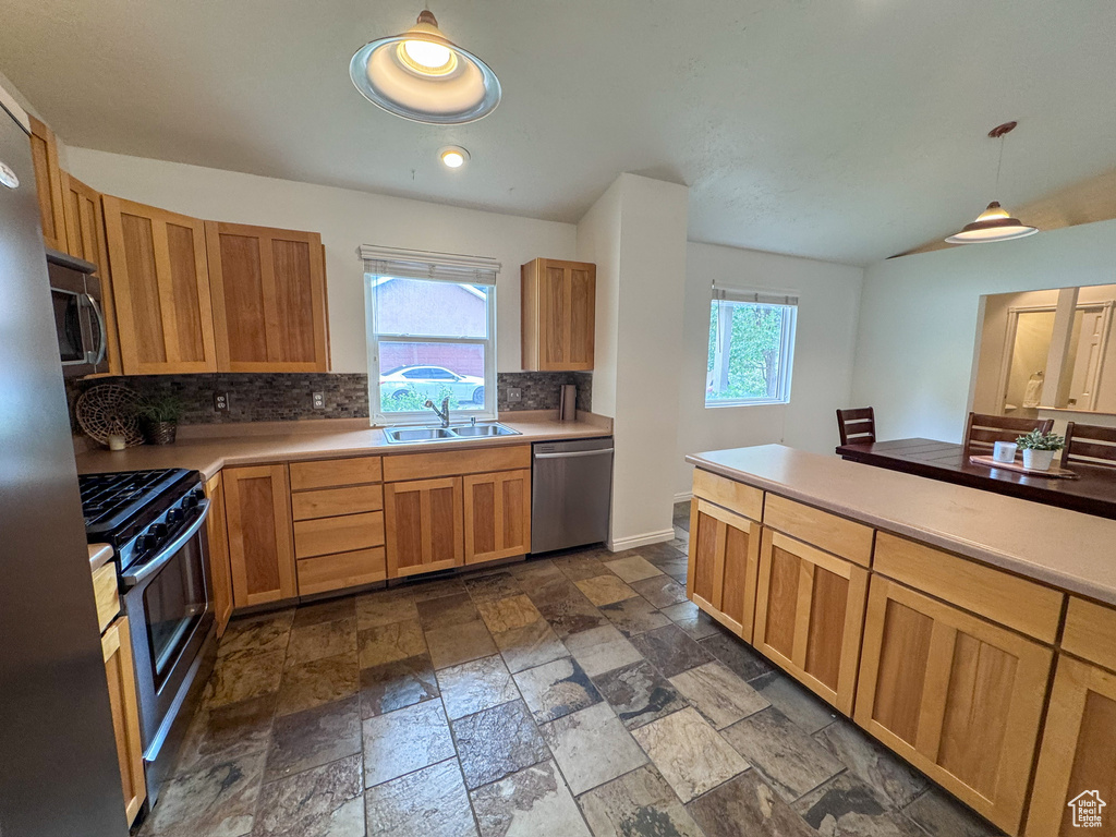 841 E 8600 S Sandy, UT 84094
