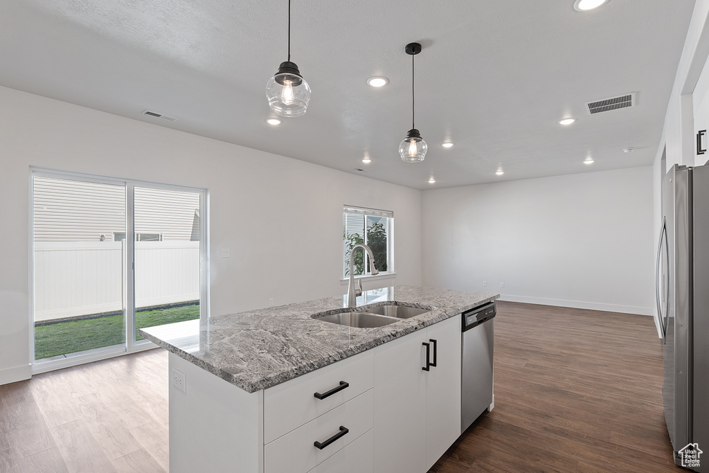 438 S 1440 E Hyrum, UT 84319