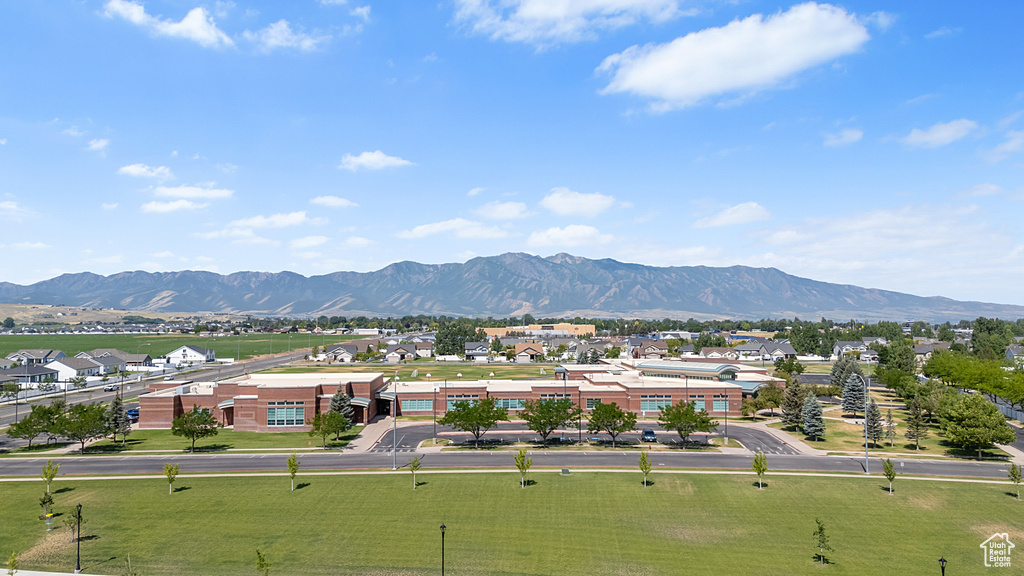 438 S 1440 E Hyrum, UT 84319