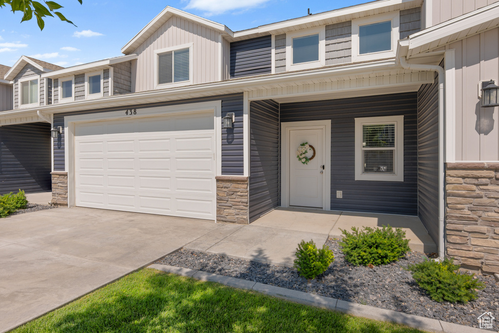 438 S 1440 E Hyrum, UT 84319