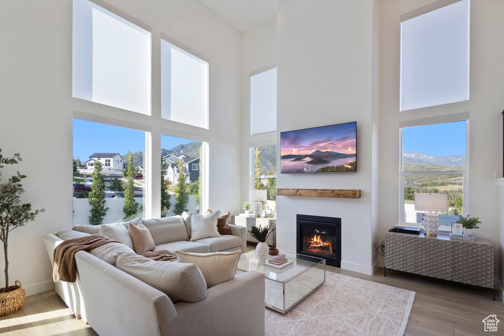 2437 E EMBER DR Draper, UT 84020