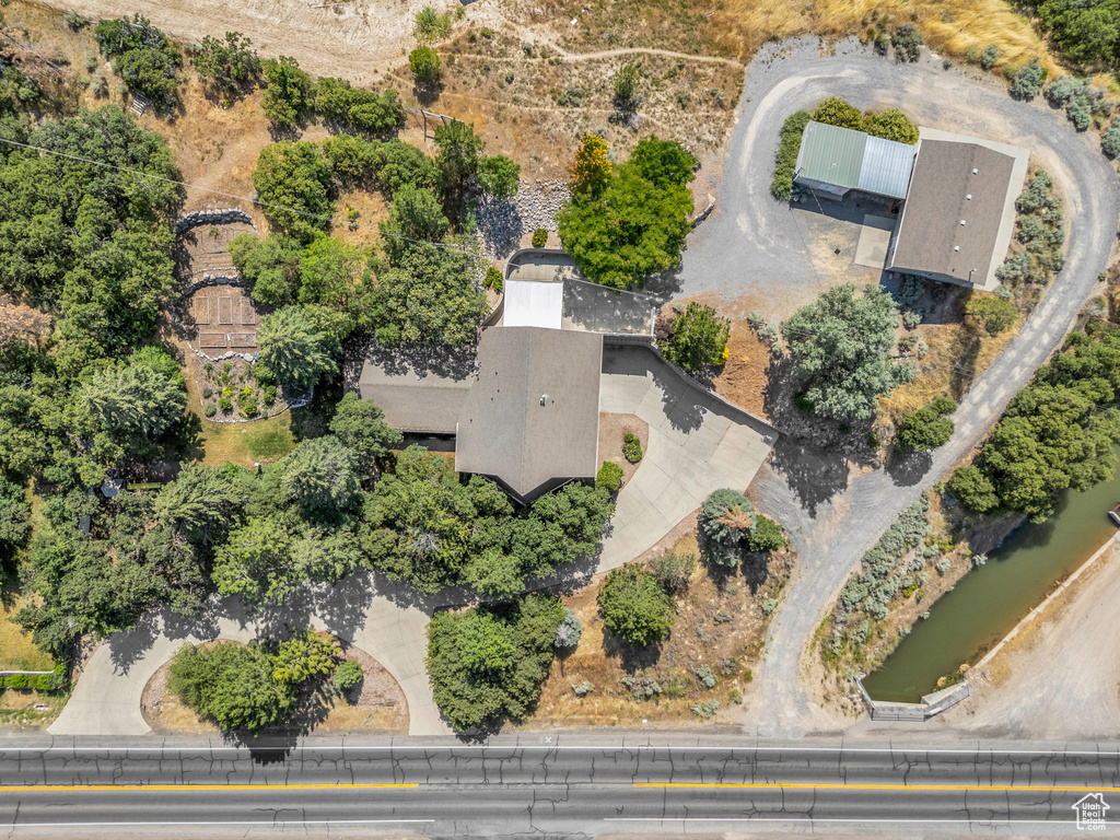 Aerial overview of property's location