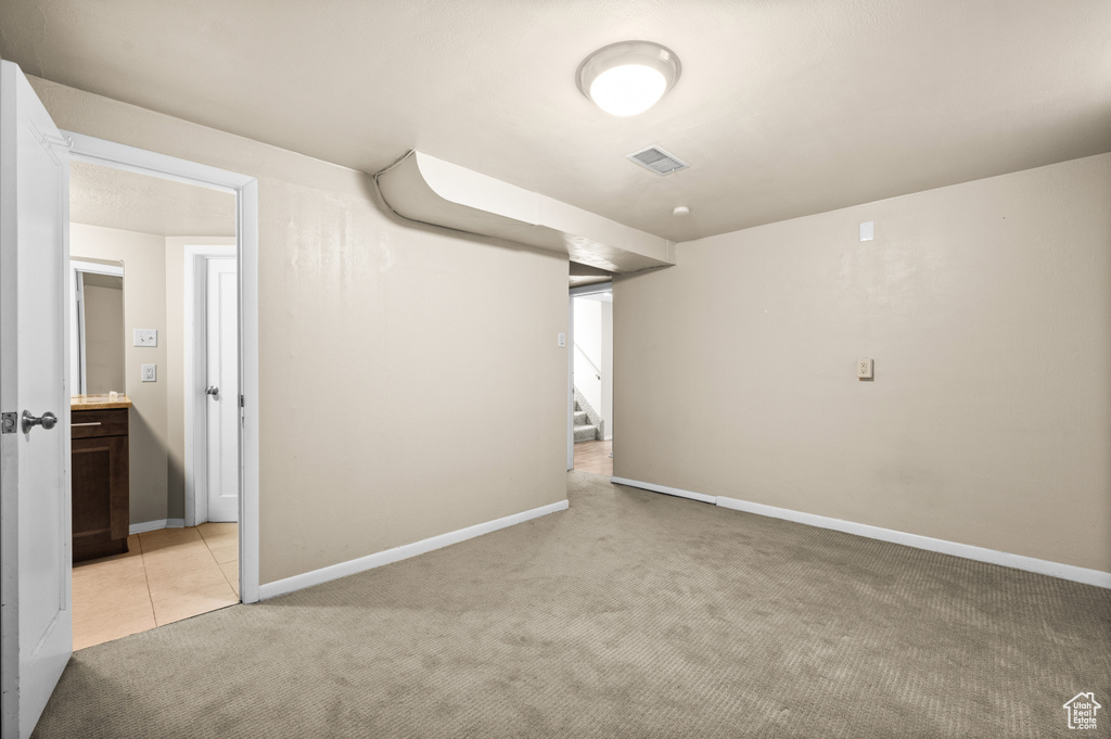 548 S DOUGLAS ST Salt Lake City, UT 84105