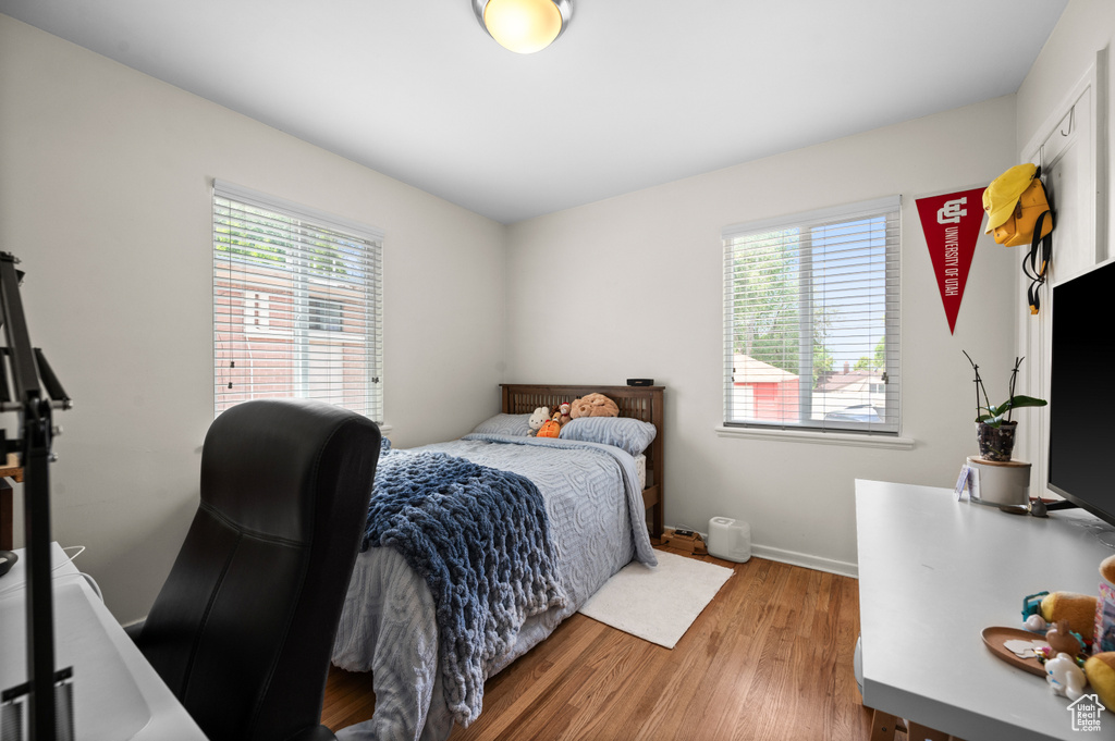 548 S DOUGLAS ST Salt Lake City, UT 84105