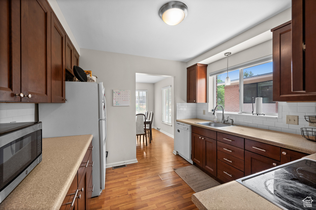 548 S DOUGLAS ST Salt Lake City, UT 84105