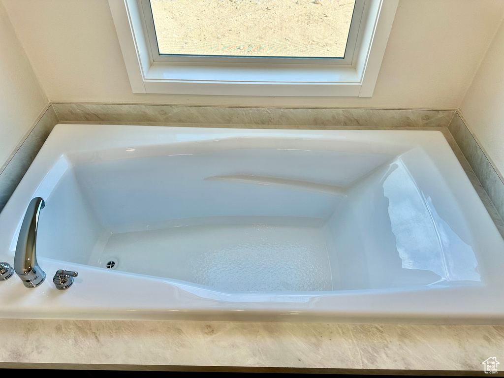 Photo 15 for MLS #2094888 at 1461 E 5975 South #15