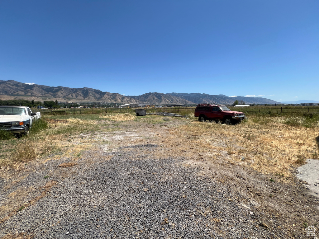 208 W 3600 N Hyde Park, UT 84318