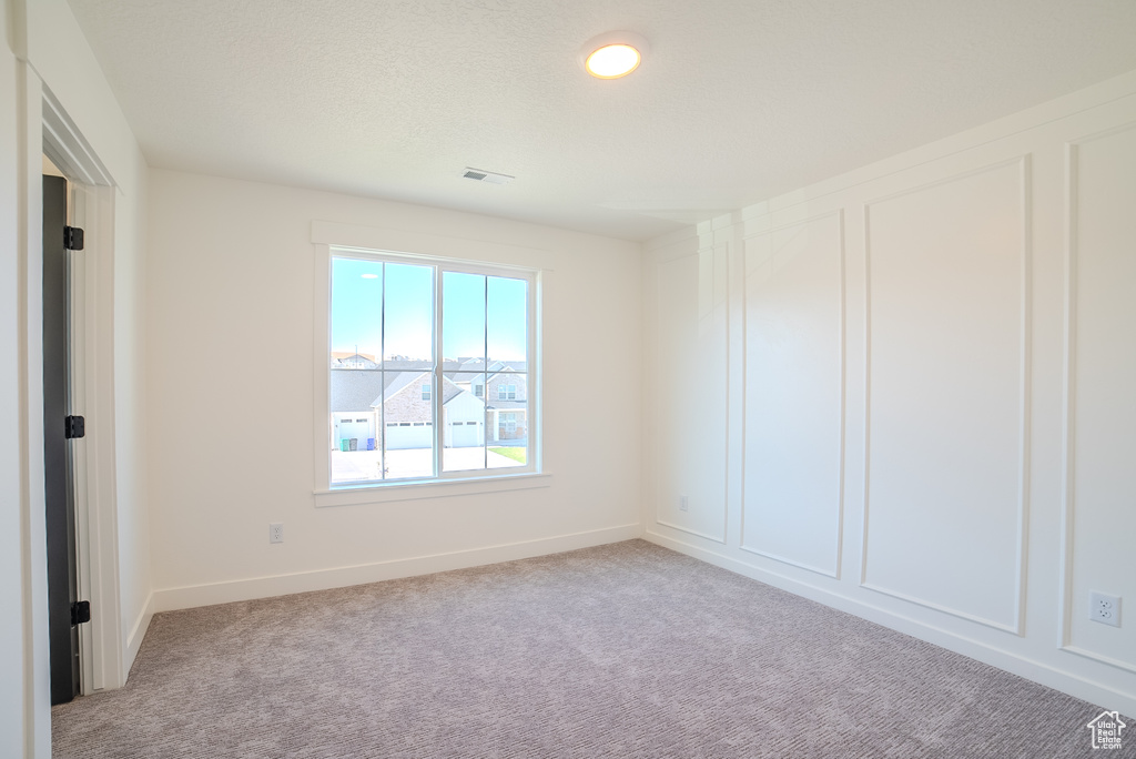 7169 W MOOREPARK PL West Jordan, UT 84081