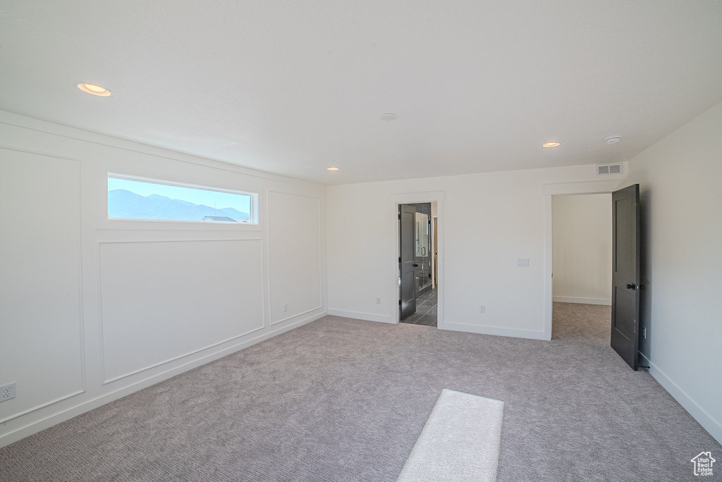 7169 W MOOREPARK PL West Jordan, UT 84081