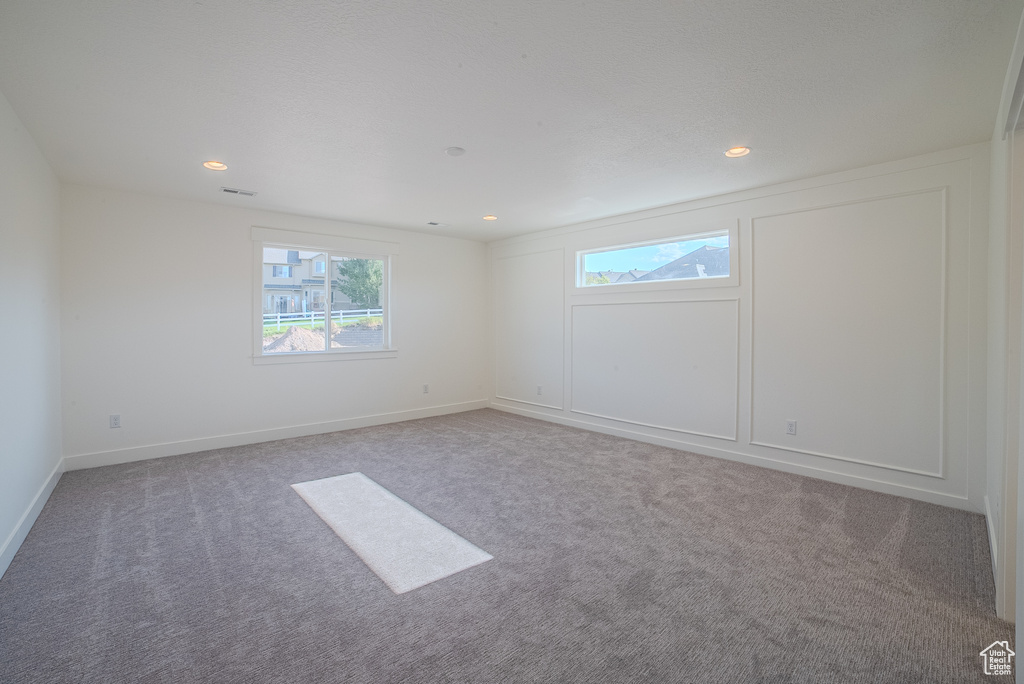 7169 W MOOREPARK PL West Jordan, UT 84081