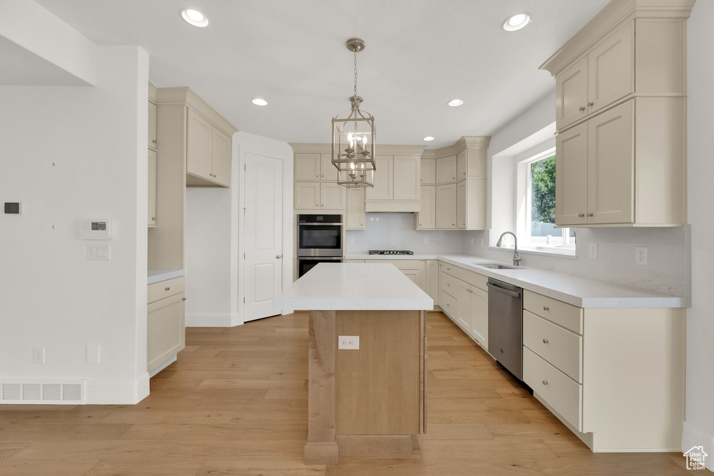 1378 E ORCHARD RIDGE LN Kaysville, UT 84037