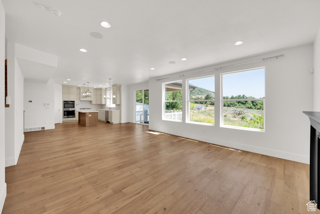 1378 E ORCHARD RIDGE LN Kaysville, UT 84037