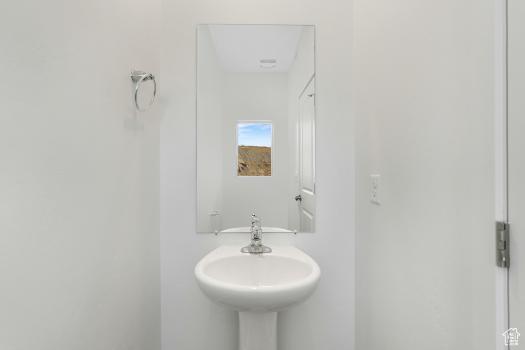 Bathroom with a sink