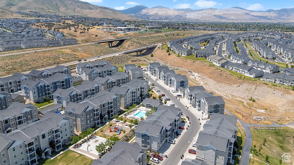 Bird's eye view of a mountainous background