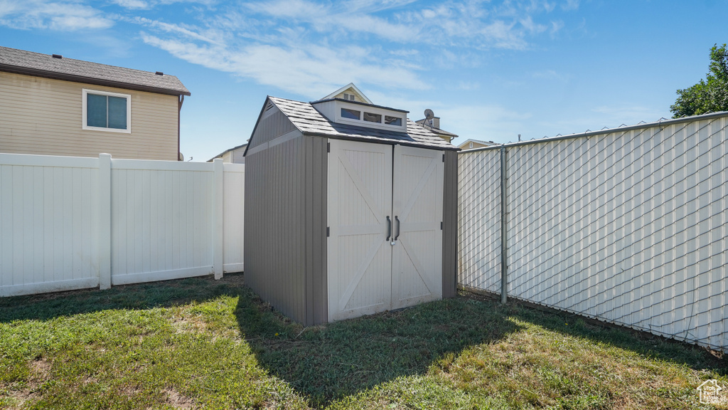 4878 S 3450 W Roy, UT 84067