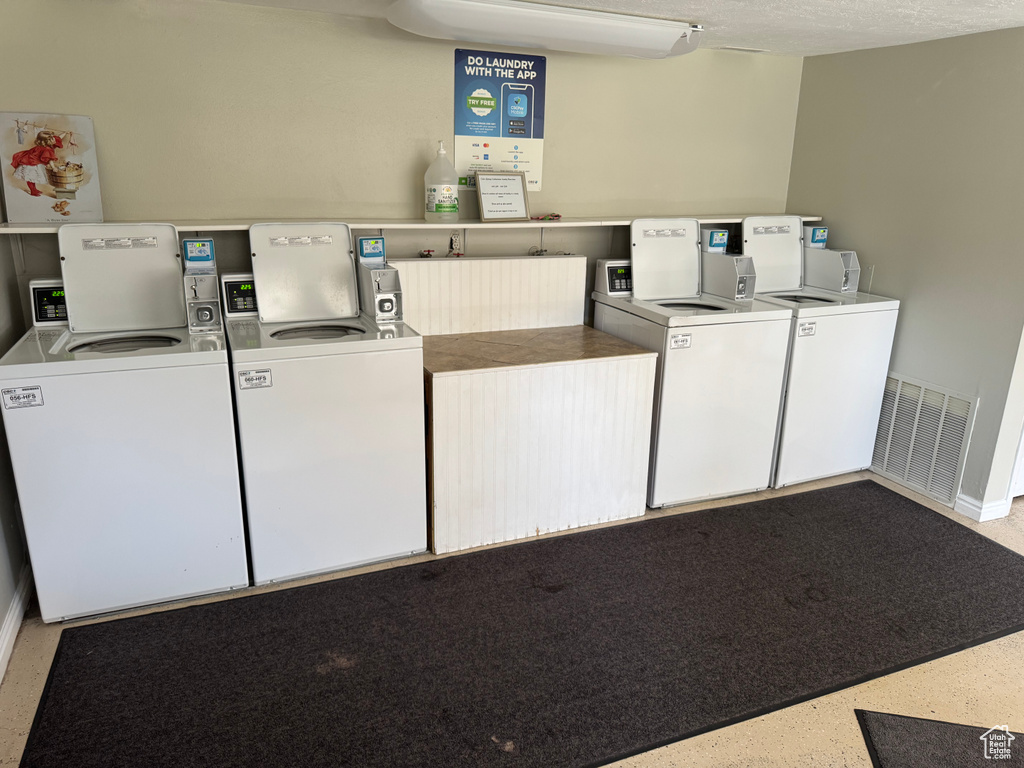 Shared laundry with washer and dryer