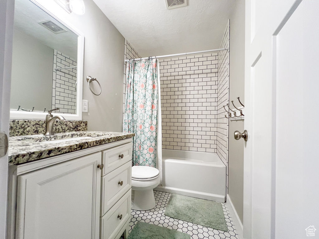 3828 E TURNBERRY RD Eagle Mountain, UT 84005