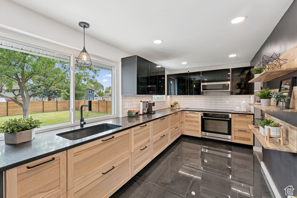 2753 W 1700 N Clinton, UT 84015