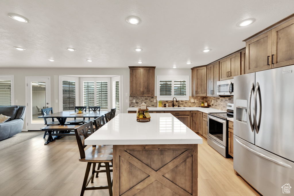 8322 S COPPER VISTA CIR West Jordan, UT 84081