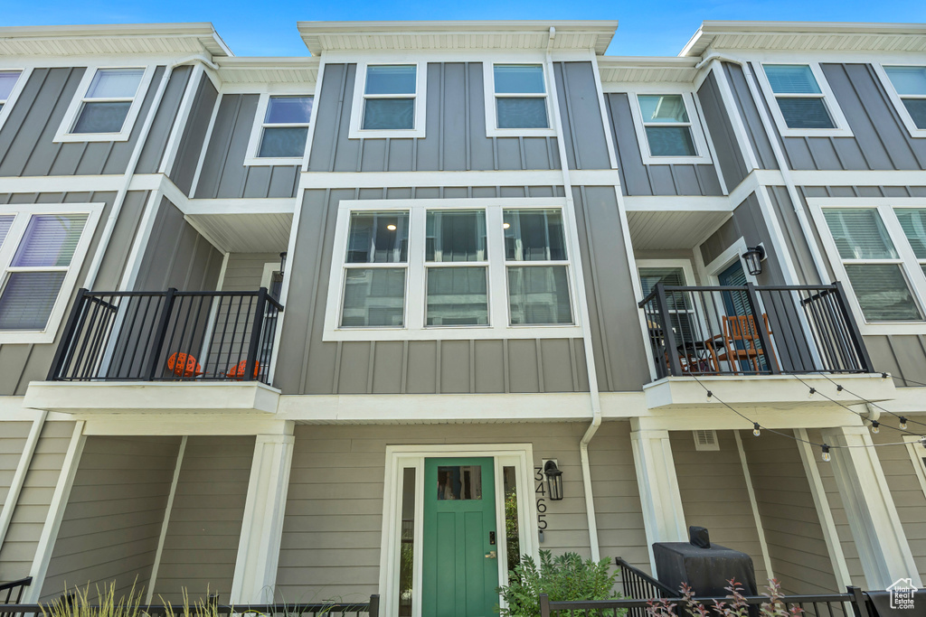 3465 S PEEBLES CT Salt Lake City, UT 84115