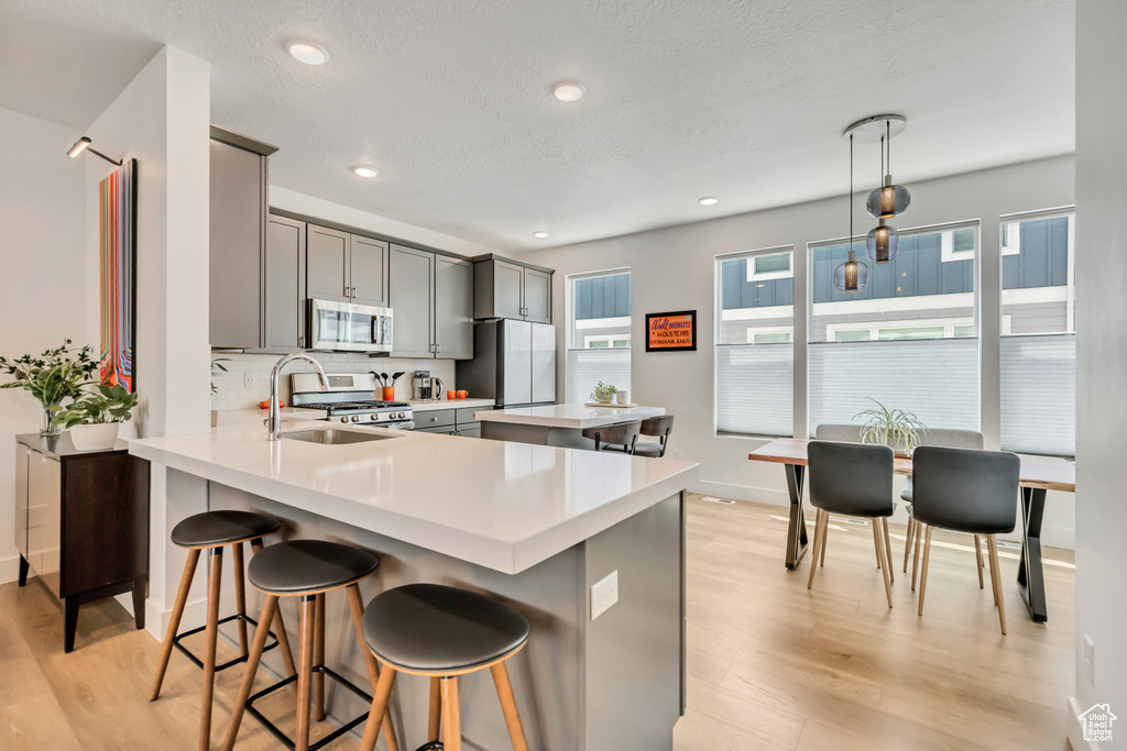 3465 S PEEBLES CT Salt Lake City, UT 84115