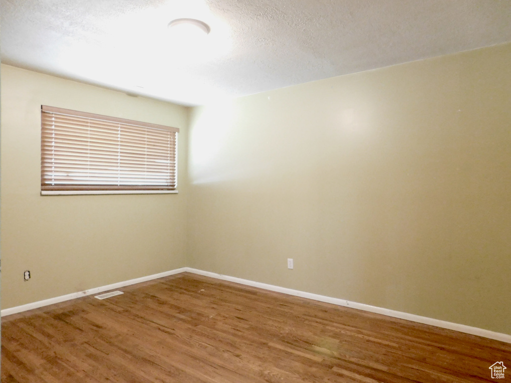 377 S 400 W Tooele, UT 84074