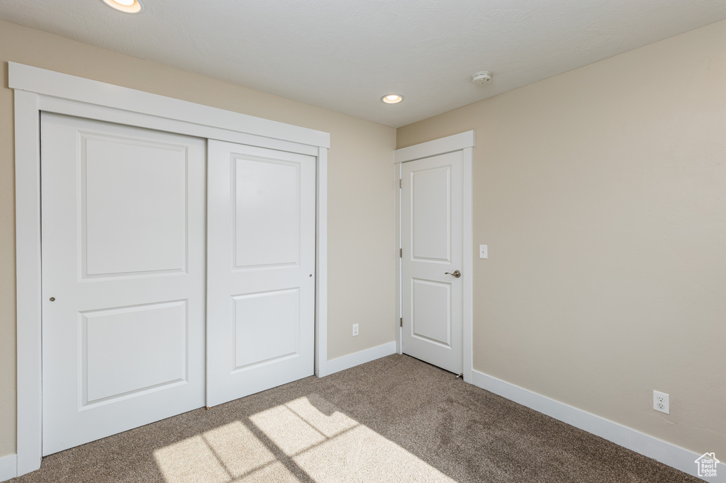 1058 W STONEHAVEN DR North Salt Lake, UT 84054