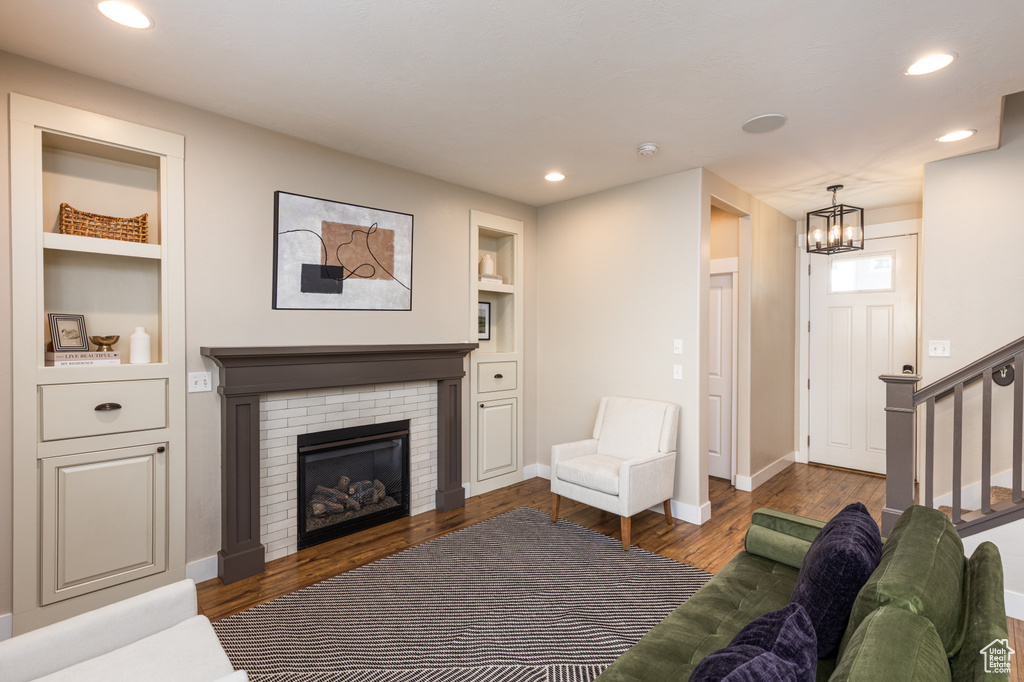 1058 W STONEHAVEN DR North Salt Lake, UT 84054