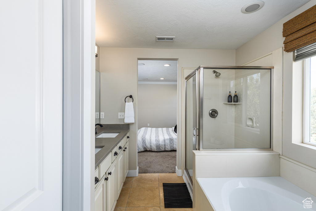 1058 W STONEHAVEN DR North Salt Lake, UT 84054