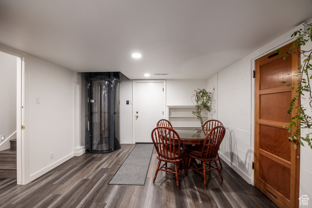 586 E ST Salt Lake City, UT 84103