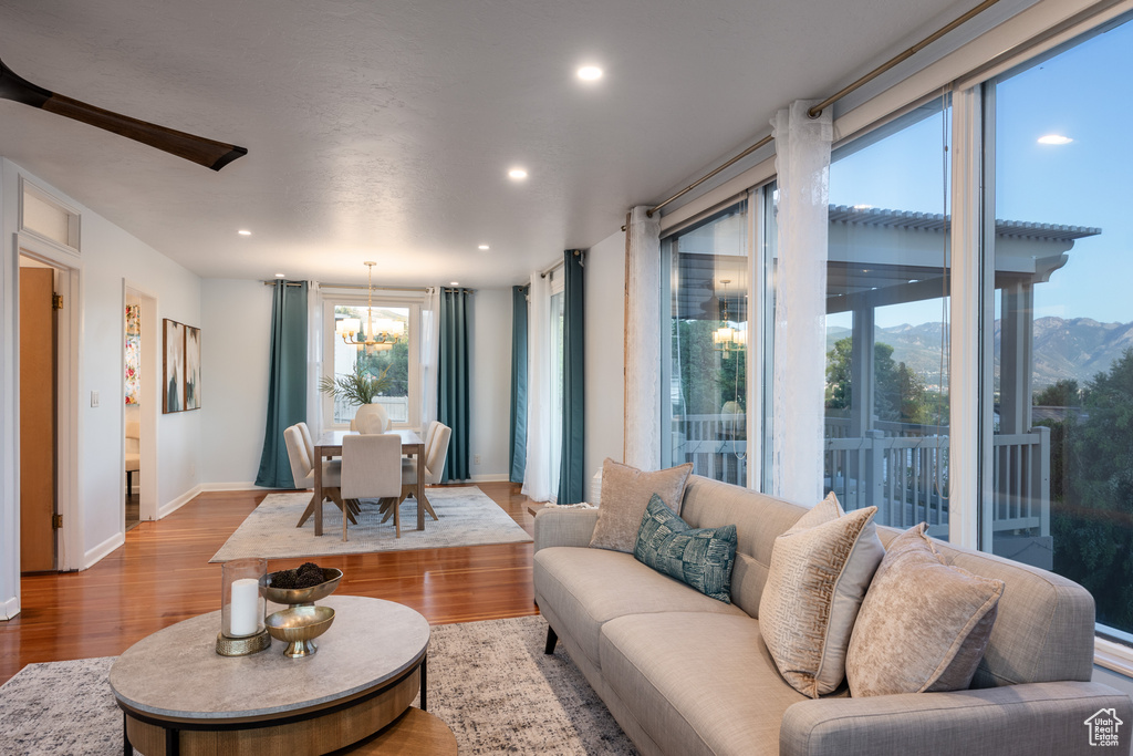 586 E ST Salt Lake City, UT 84103