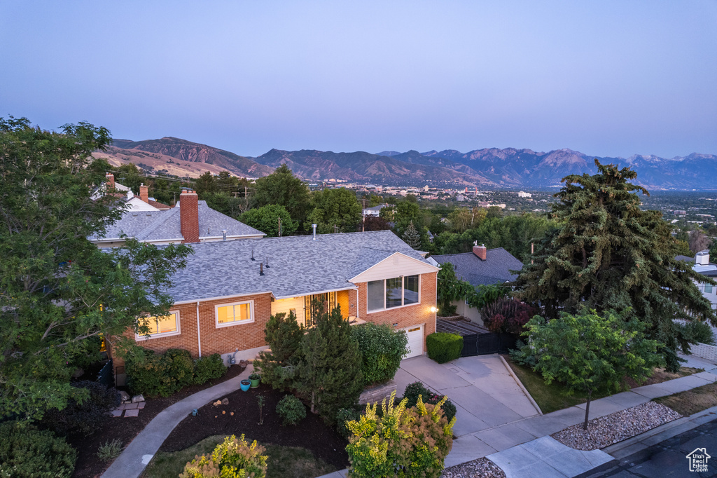 586 E ST Salt Lake City, UT 84103