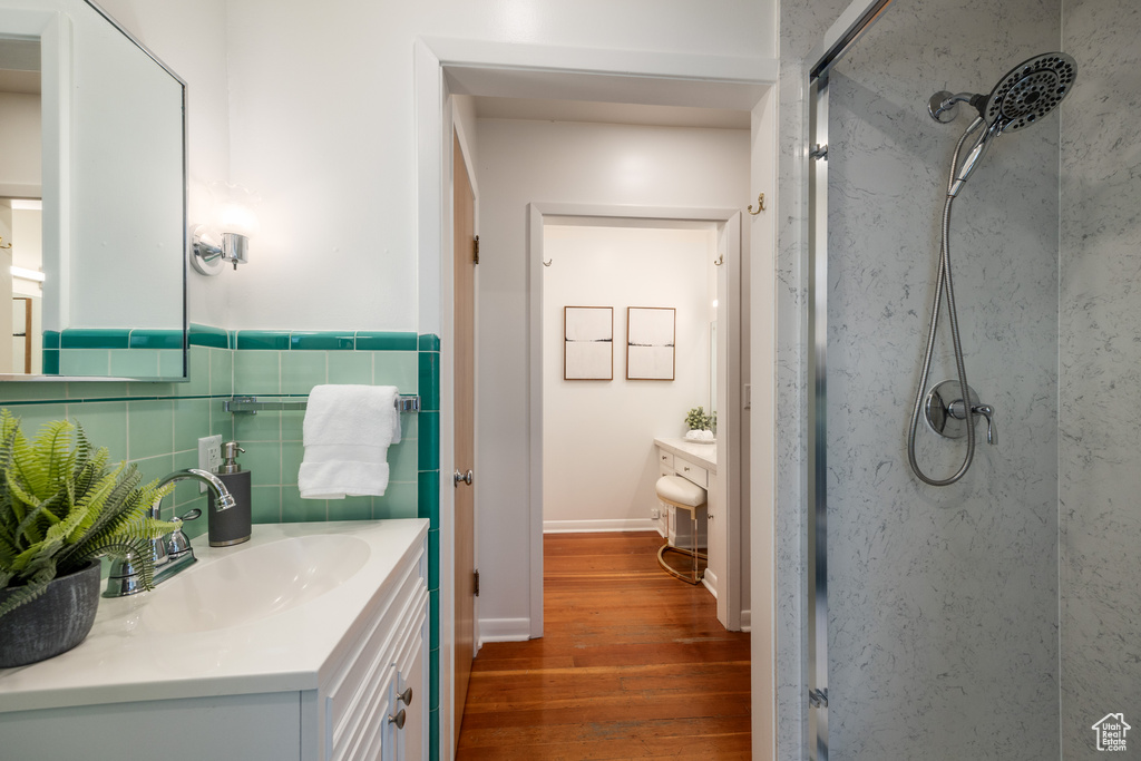 586 E ST Salt Lake City, UT 84103