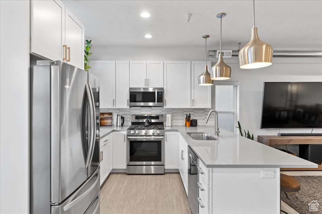 461 N BEAUMONTE CT Salt Lake City, UT 84116