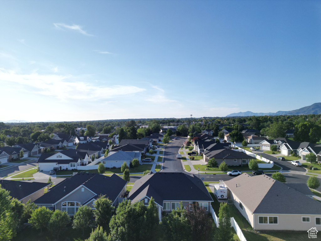 1302 E MARY LN Layton, UT 84040