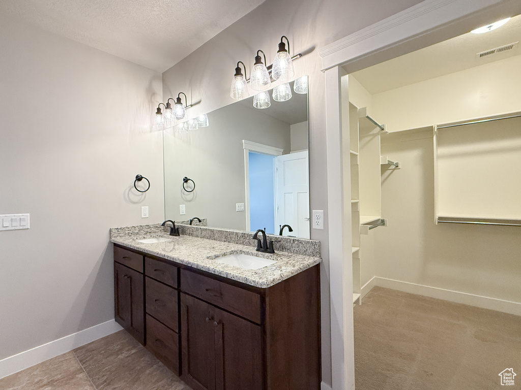 1302 E MARY LN Layton, UT 84040