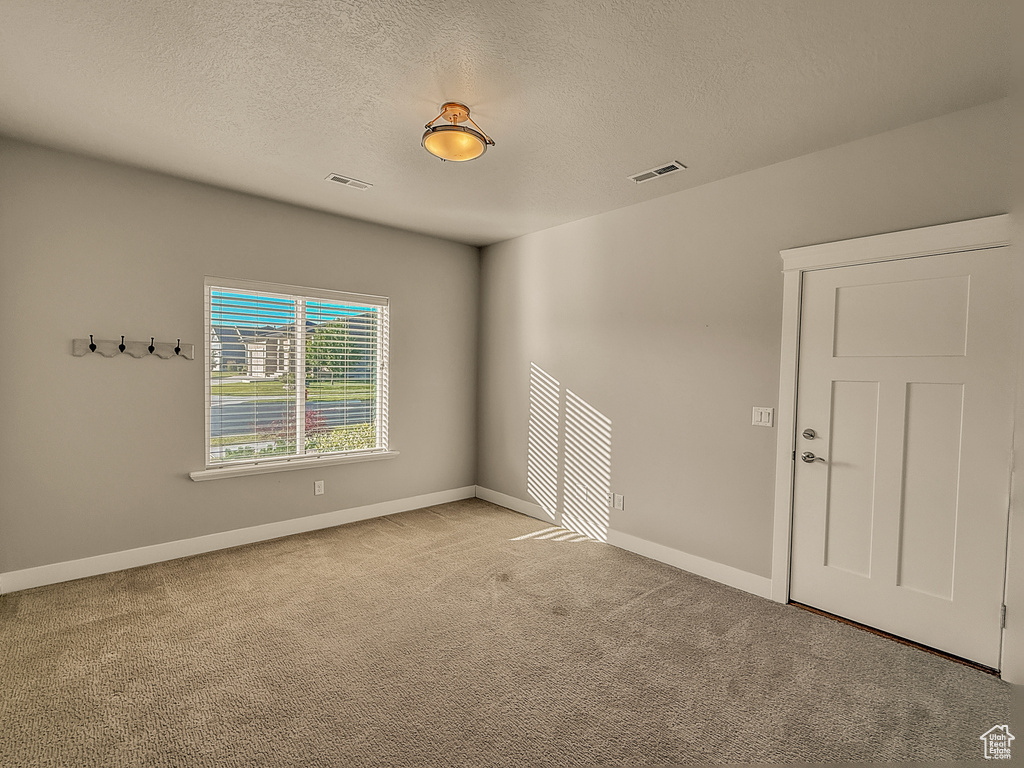 1302 E MARY LN Layton, UT 84040