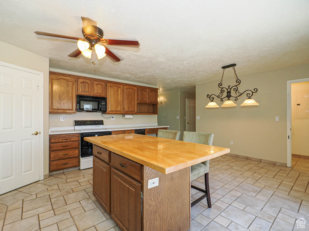 4795 S 3200 W Taylorsville, UT 84129