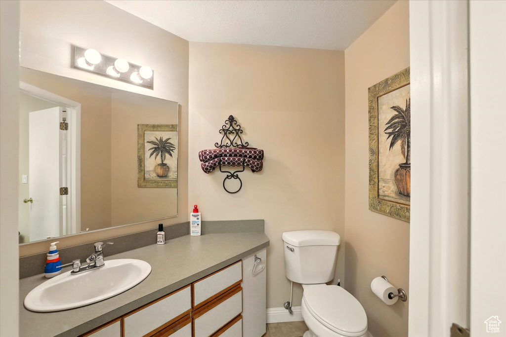 121 MOUNTAIN VIEW DR Hyde Park, UT 84318