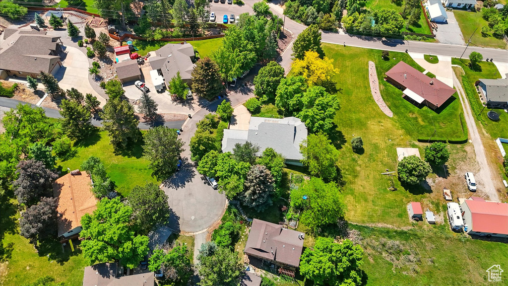 121 MOUNTAIN VIEW DR Hyde Park, UT 84318